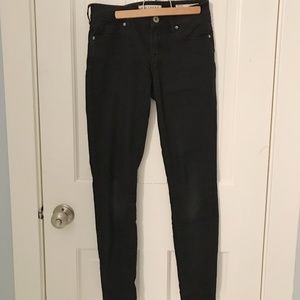 black skinny jeans